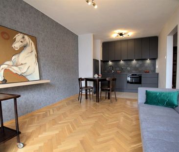 Mieszkanie do wynajęcia 3 pokoje Krochmalna, Warszawa 50 m² - Фото 1