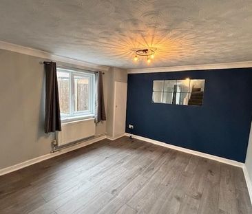 2 bedroom cottage to rent - Photo 1