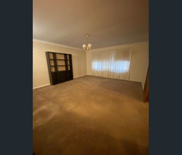 Large family home with Solar system - Photo 1