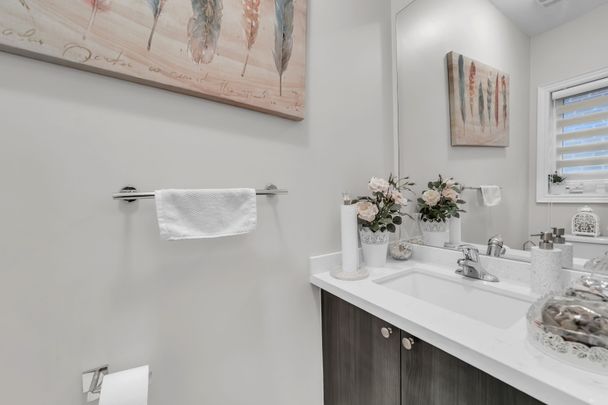 For Lease - 42 Portage Avenue Unit# MAIN, Richmond Hill, Ontario - Photo 1