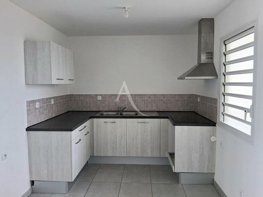 Location Appartement 48.03m² 2 pièces Fort de france - Photo 1