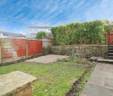 3 bedroom terraced house to rent - Photo 6