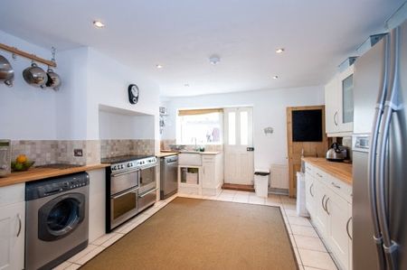 Albany Road, Southsea - Photo 4