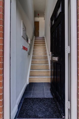 8 Bed Penthouse, Stonemasons Close, L7 - Photo 4