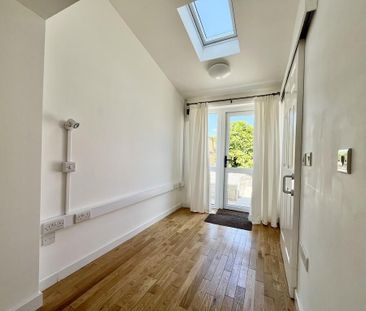 4 bedroom semi-detached house to rent - Photo 2