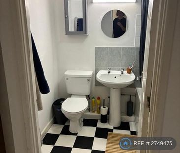 1 bedroom flat to rent - Photo 6