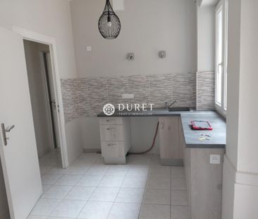 Location Maison 4 pièces 98m² LES BROUZILS 85260 - Photo 2