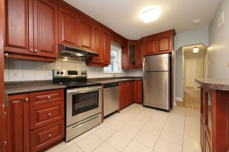 For Lease - 11 Adair Road Unit# MAIN, Toronto, Ontario - Photo 3