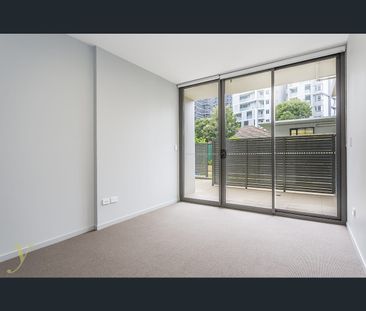 33 Devonshire Street, Chatswood, NSW 2067 - Photo 4