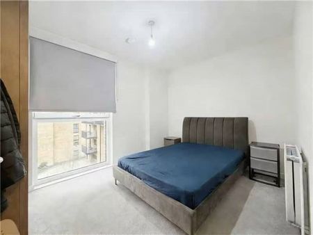3 Bed Flat, Vanguard Way, E17 - Photo 4