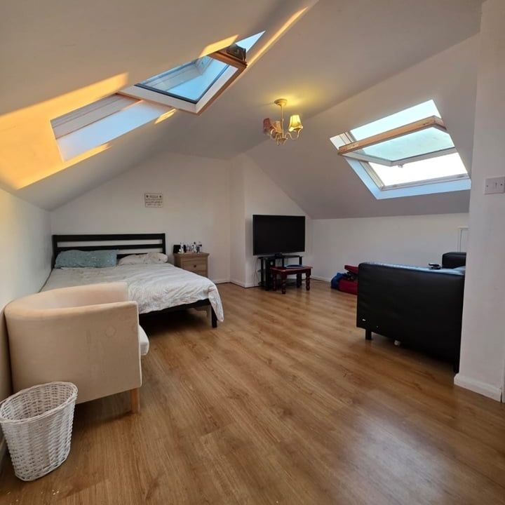 Room in a Shared House, Goodmayes Lane, IG3 - Photo 1
