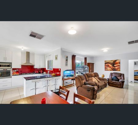 18 Garrad Street, Blakeview, SA 5114 - Photo 5