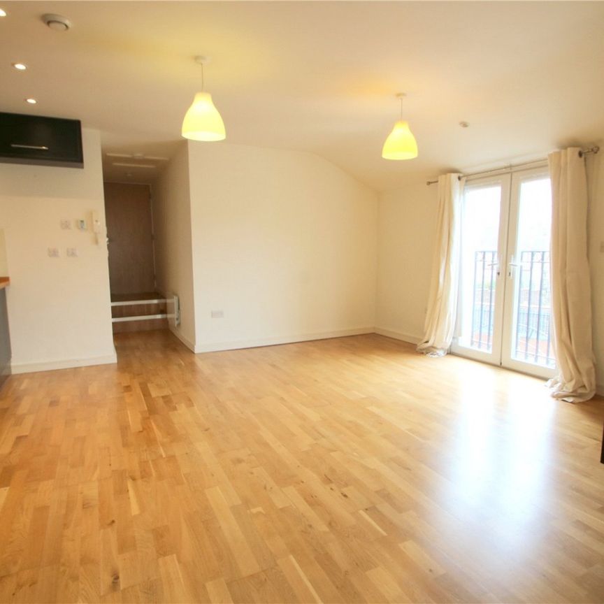 St Johns Lane, - Photo 1