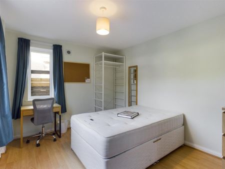 The Avenue, Brighton - Photo 2