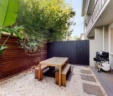 1/209 Dandenong Road, Prahran. - Photo 6