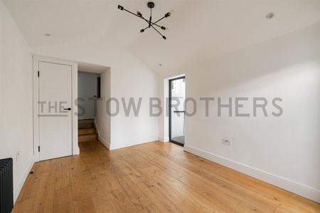 Balls Pond Road , N1 4BW - Photo 2