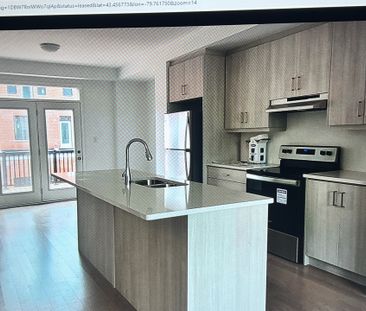 For Lease - 1400 Ripplewood Avenue, Oakville, Ontario - Photo 2