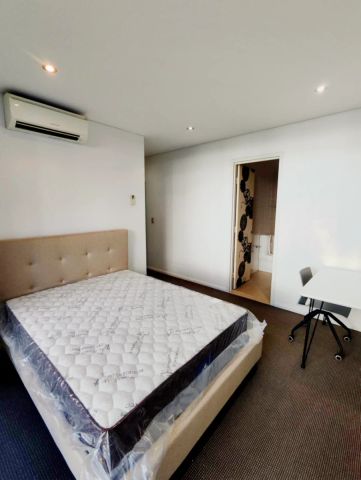 2 bed 2 bath-544 - Photo 4