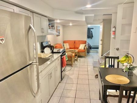 For Lease - 487 indian Grove Unit# 3, Toronto, Ontario - Photo 3