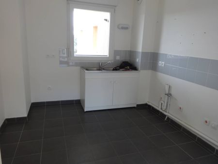 LOUVIERS - T4 de 84 m² - Photo 3