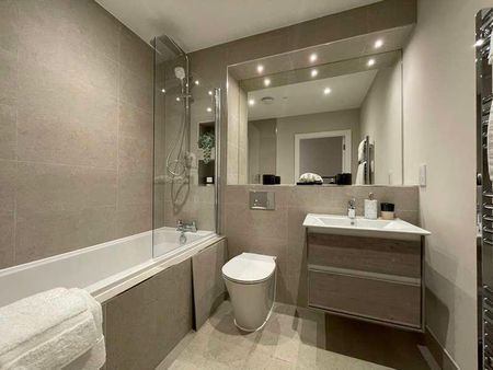 Park Street, Maidenhead, Berkshire, SL6 - Photo 4