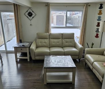 For Lease - 145 Stephanie Drive, Guelph, Ontario - Photo 2