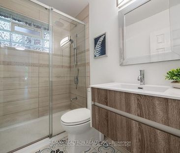 For Lease - 95 Murray Drive, Aurora, Ontario - Photo 2