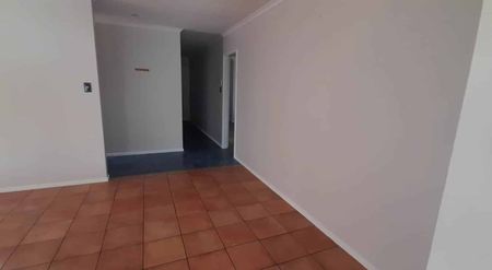 Live In The Valley - Photo 5