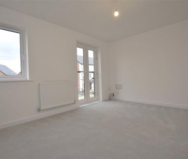 3 bedroom terraced house to rent - Photo 3