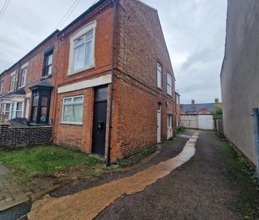 2 bedroom flat to rent - Photo 6