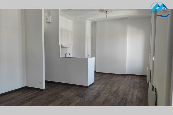 Location Appartement 2 pièces 50m² MARSEILLE 6ème - Photo 1