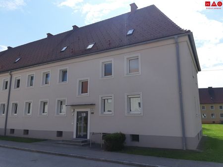 Wohnen im Grünen ohne Kompromisse - beste Infrastruktur inklusive! Gemütliche 2,5-Zimmerwohnung mit cleverer Raumaufteilung ab Sommer verfügbar! - Photo 3