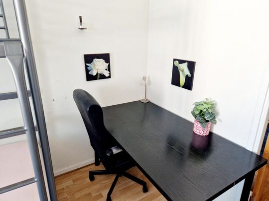 Dahlströmsgatan, Göteborg - Photo 1