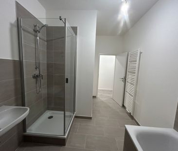 Wohnung mit Wohlfühlcharakter – saniert, moderner Vinylboden, Dusch... - Photo 6