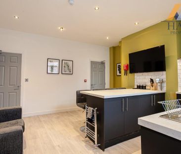 7 bedroom house of multiple occupation to rent - Photo 6