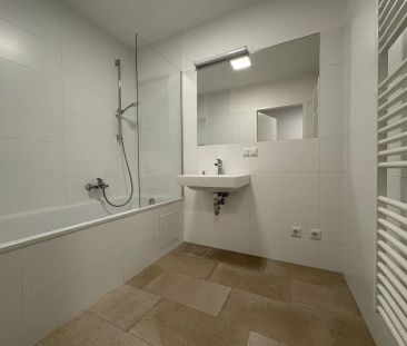 WUNDERSCHÖNE 2-ZIMMER WOHNUNG - BALKON - RUHELAGE - INKL. KÜHLUNG U... - Foto 4