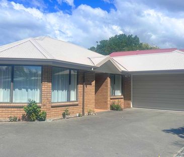 Furnished or Unfurnished - Your choice! - Photo 5