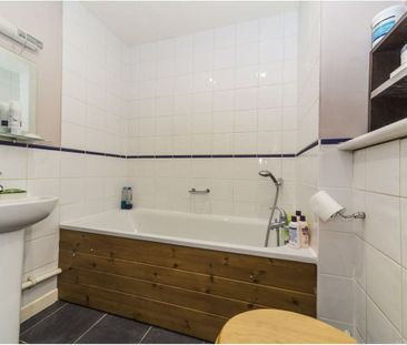 Room in a Shared Flat, Weardale Road, SE13 - Photo 6