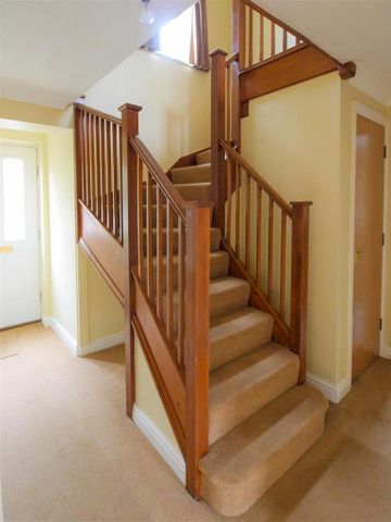 4 bedroom semi-detached house to rent - Photo 5
