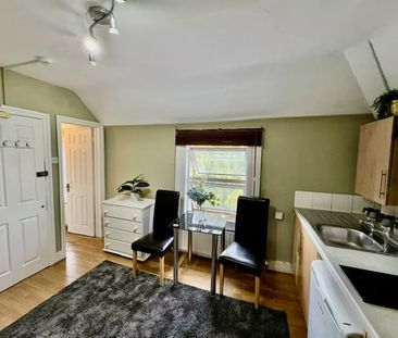 Bedsit, Lynton Road, W3 - Photo 6