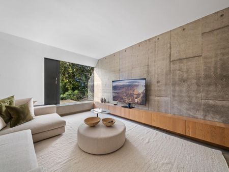 5 bedroom semi-detached house to rent - Photo 2