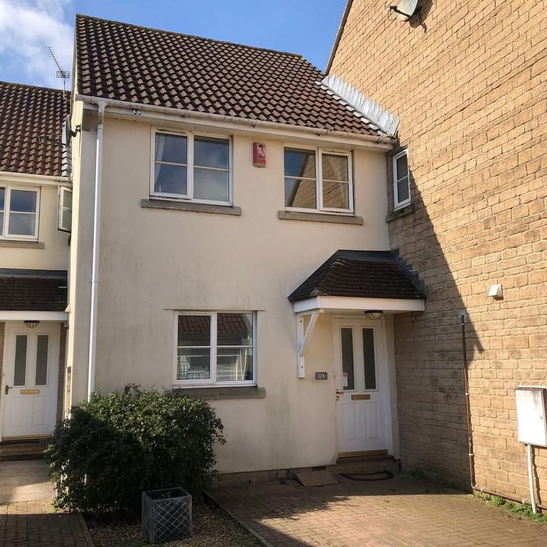 2 bedroom terraced house to rent - Photo 1