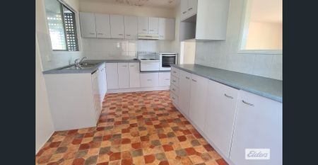 Spacious Family Home with Water Views! - Photo 5