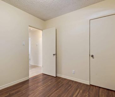 2 Bedroom - Photo 5