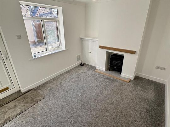 2 bedroom cottage to rent - Photo 1