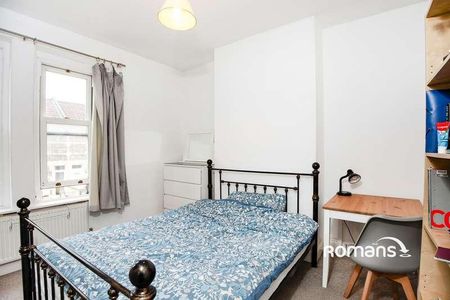 Claude Avenue, Bath, Somerset, BA2 - Photo 2