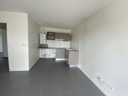 Location Appartement 3 pièces 65m² PESSAC 33600 - Photo 4