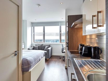 Studio to rent - Photo 2