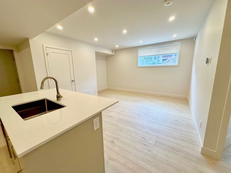 For Lease - 254 GARNEAU Street Unit# 1, Vanier and Kingsview Park, Ontario - Photo 3