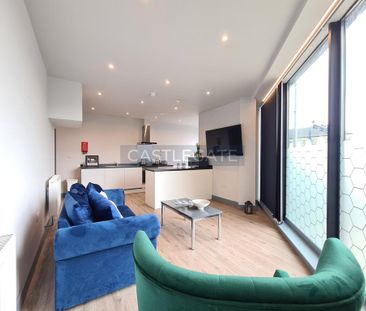 1 bedroom in a flat share to rent - Photo 5